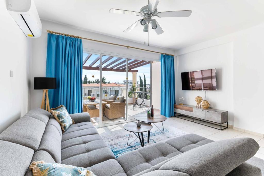 Penthouse Carina Apartamento Pafos Exterior foto