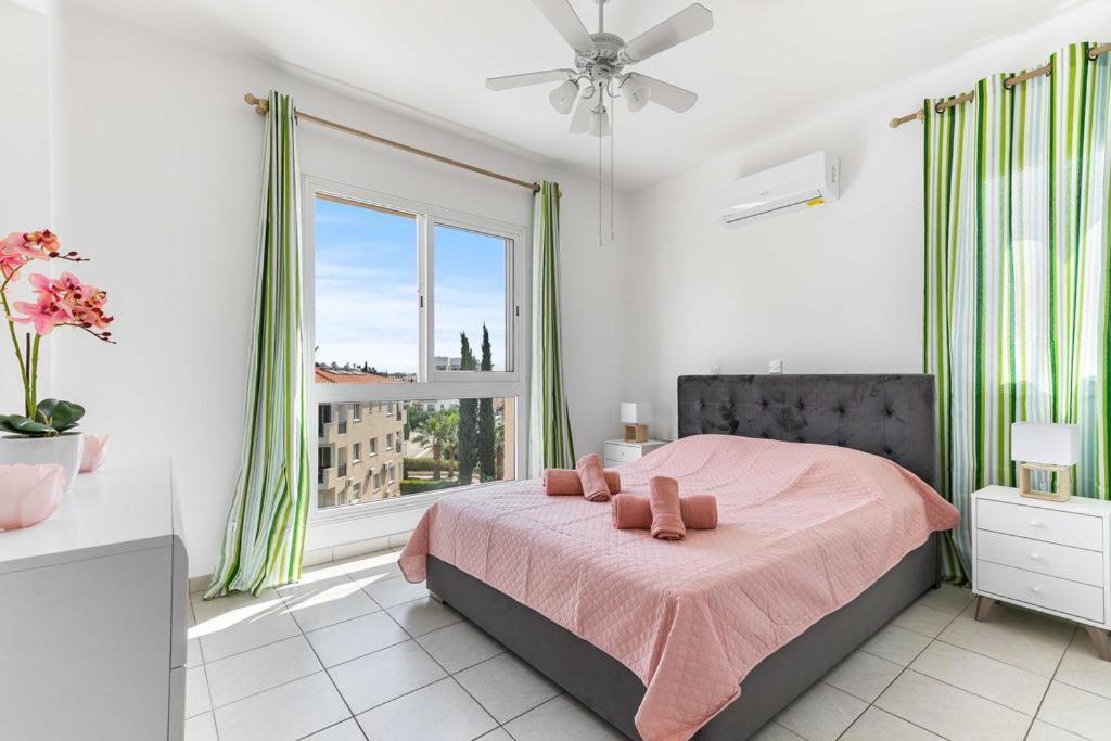 Penthouse Carina Apartamento Pafos Exterior foto